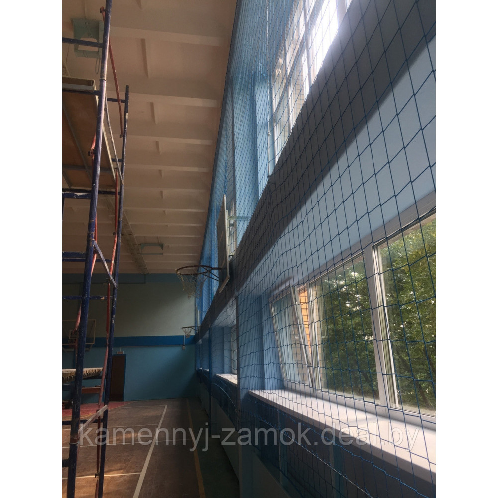 Изготовление и монтаж сетки ПВХ для стадионов, спортивных площадок и спортзалов